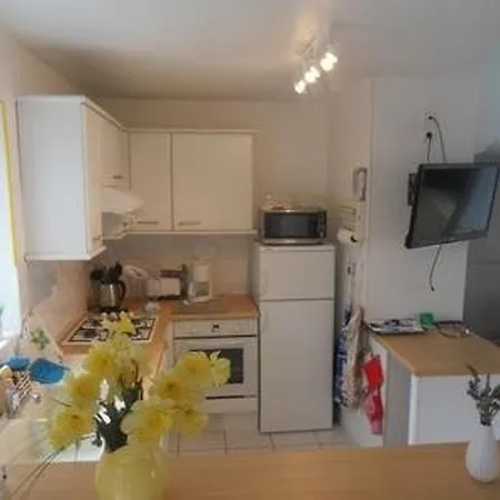 Maison 2 Chambres, Centre-ville, Jardin Sud, Proche - - Fr-1-236-76 Ferienhaus *